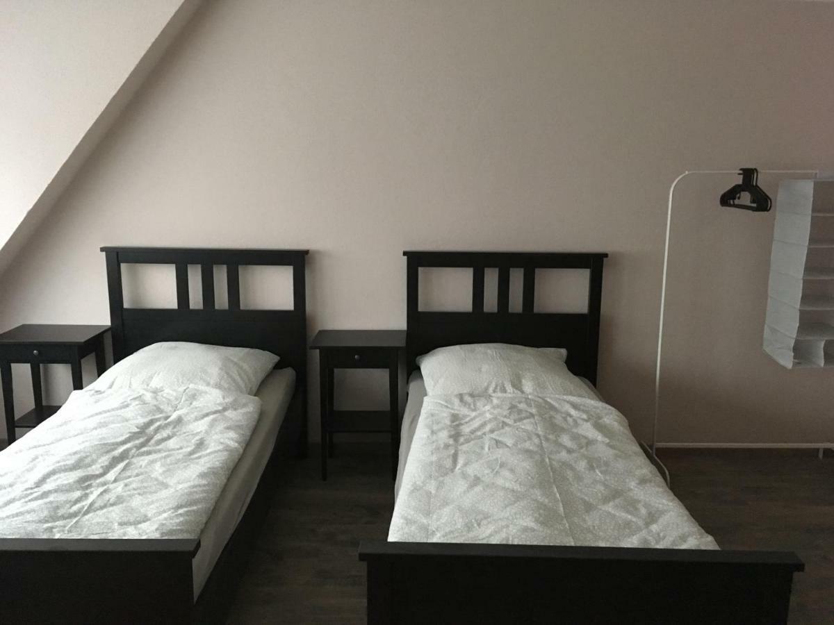 Gasthaus Kaiserhof, Zimmer & Appartament Butjadingen Buitenkant foto